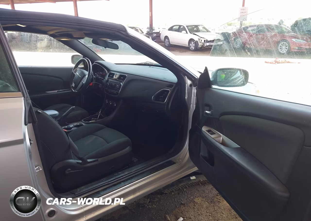 2011 Chrysler 200 Touring VIN:1C3BC2EG4BN620488 - 5
