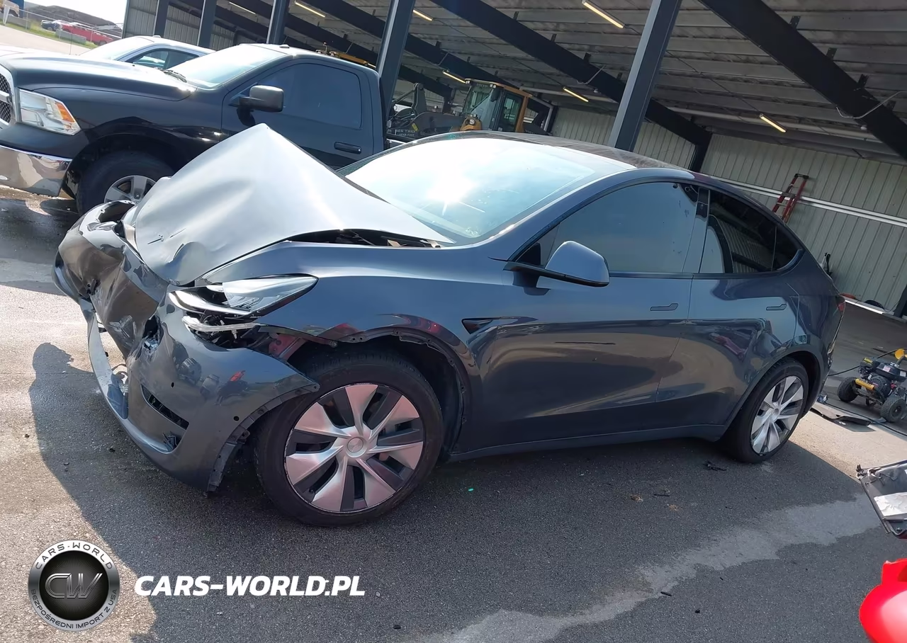 2020 Tesla Model Y Long Range Dual Motor All-Wheel Drive VIN:5YJYGDEE5LF030076 - 15
