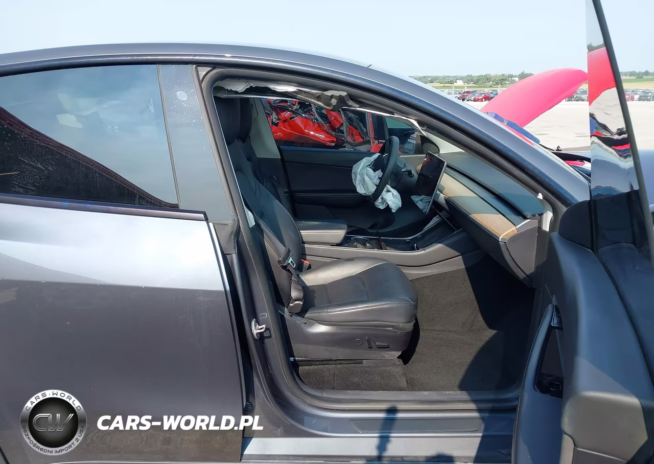 2020 Tesla Model Y Long Range Dual Motor All-Wheel Drive VIN:5YJYGDEE5LF030076 - 5