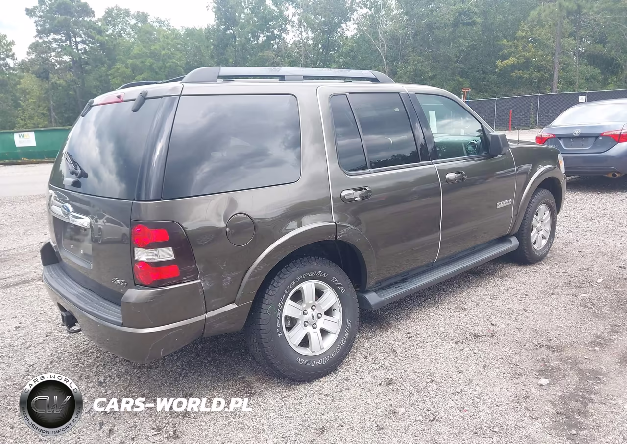 2008 Ford Explorer Xlt VIN:1FMEU73E08UA63013 - 4