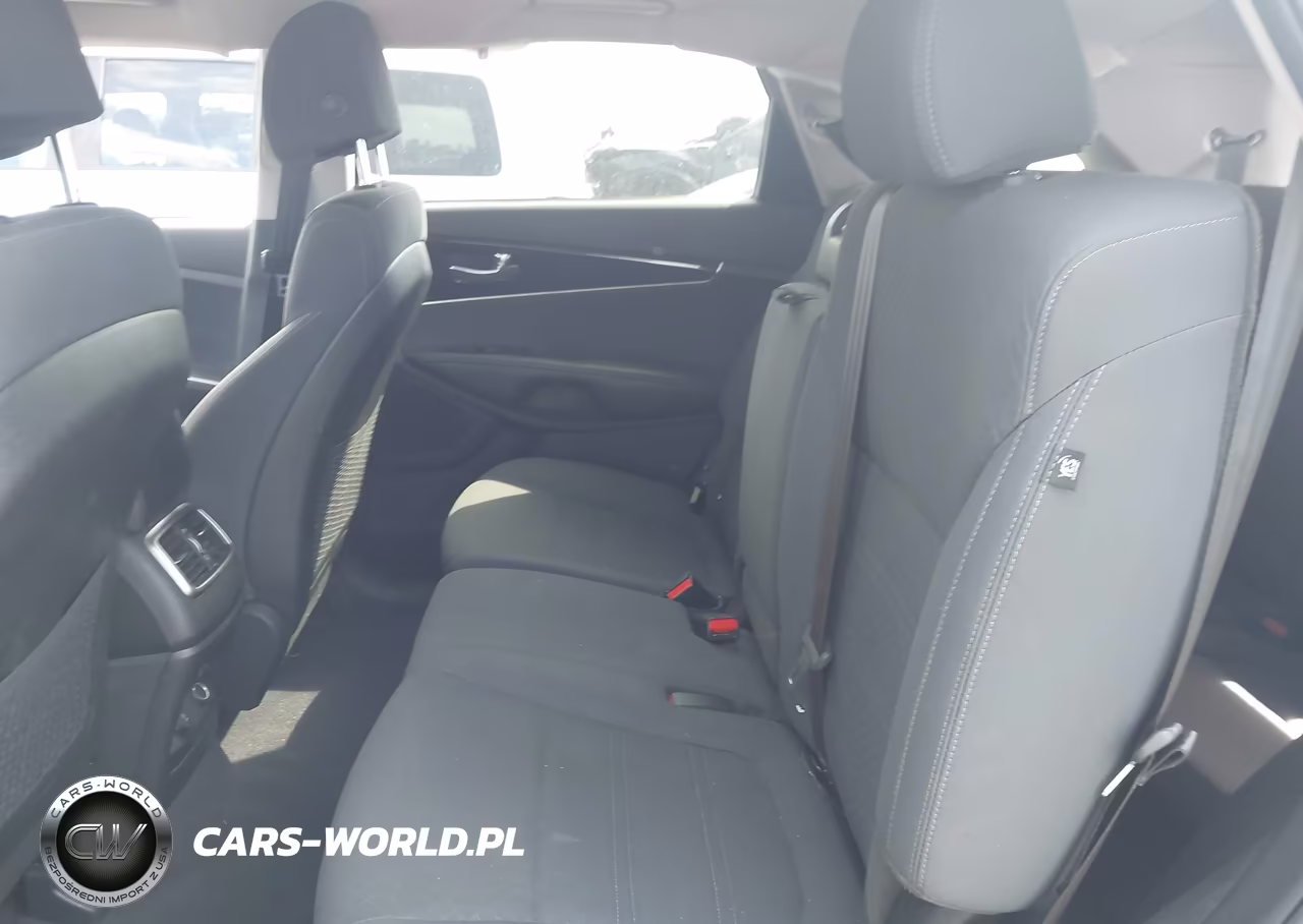2017 Kia Sorento 2.4L Lx VIN:5XYPG4A32HG272498 - 8