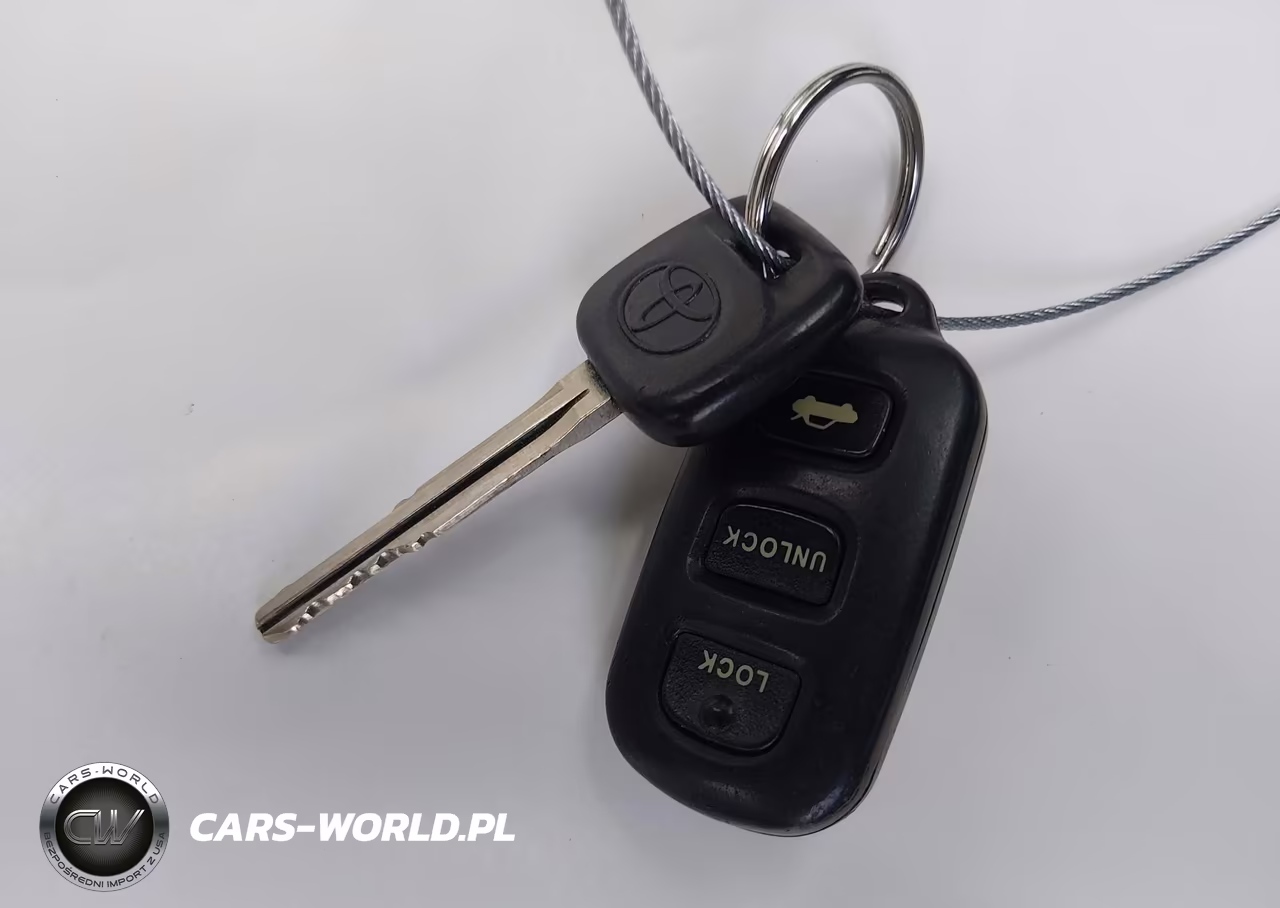 2003 Toyota Camry Le VIN:4T1BE32K83U646261 - 11