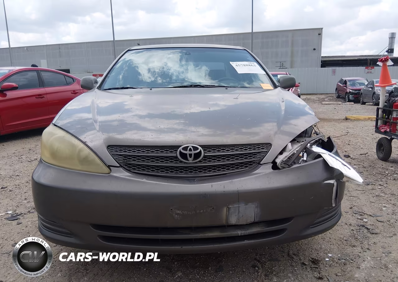 2003 Toyota Camry Le VIN:4T1BE32K83U646261 - 12