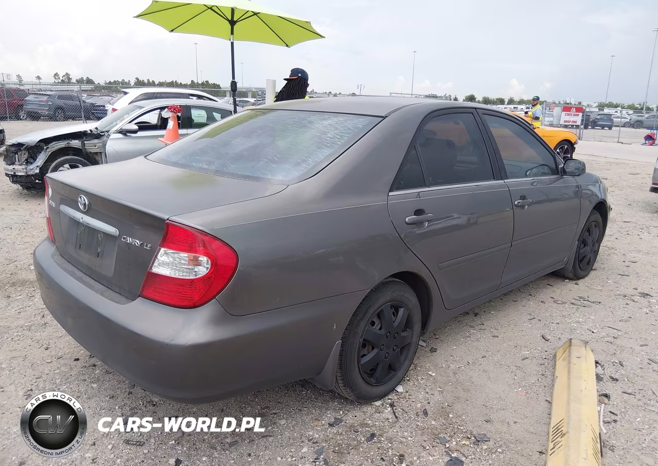 2003 Toyota Camry Le VIN:4T1BE32K83U646261 - 4