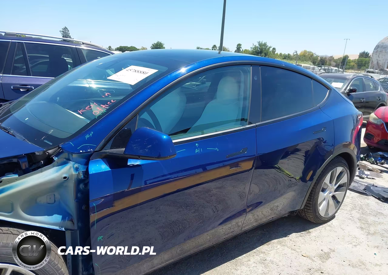2022 Tesla Model Y Long Range Dual Motor All-Wheel Drive VIN:7SAYGDEE9NF348689 - 15