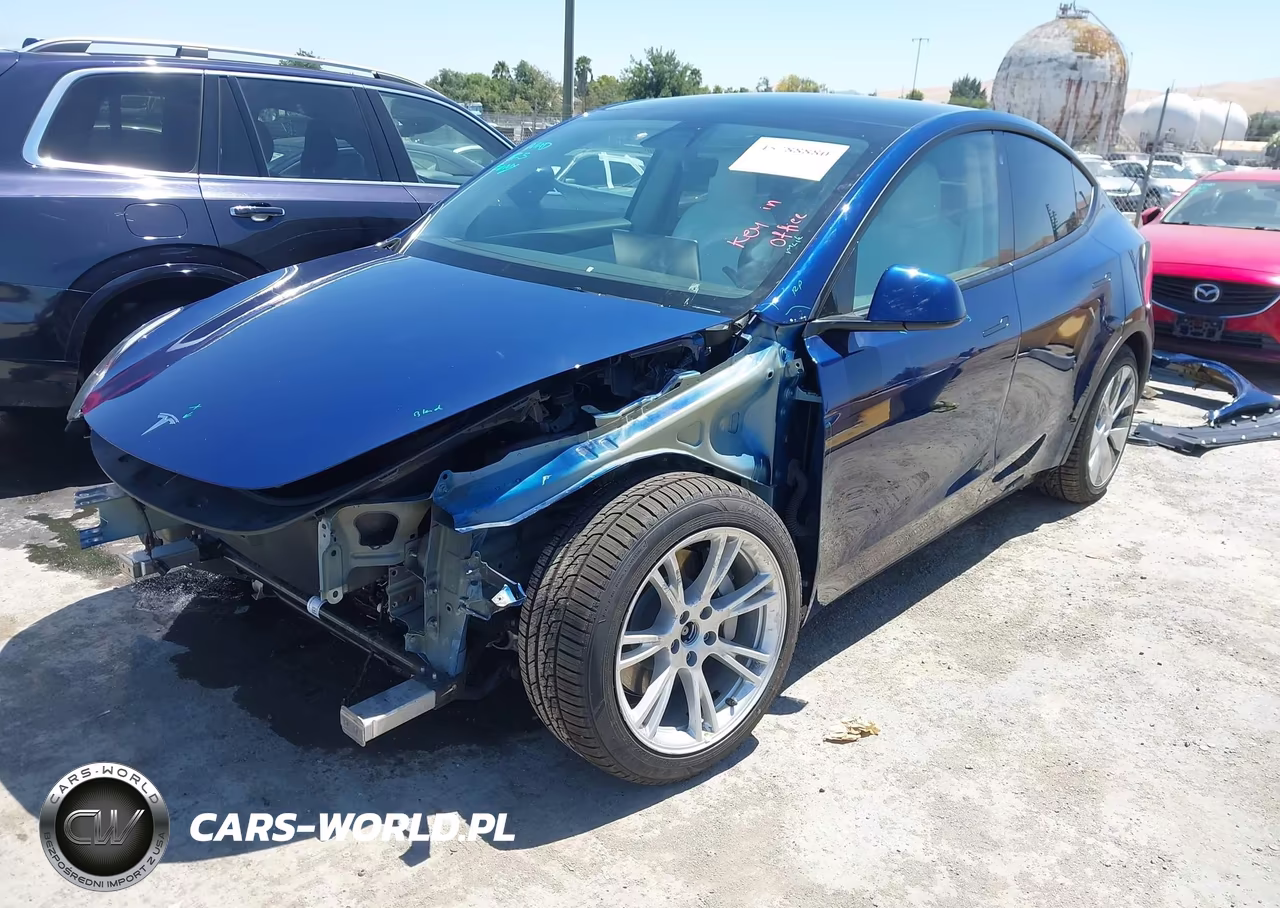 2022 Tesla Model Y Long Range Dual Motor All-Wheel Drive VIN:7SAYGDEE9NF348689 - 2