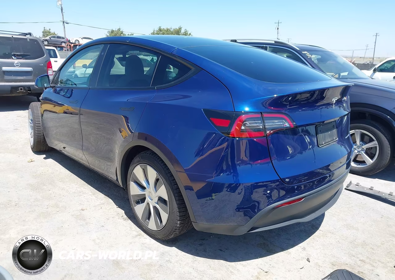 2022 Tesla Model Y Long Range Dual Motor All-Wheel Drive VIN:7SAYGDEE9NF348689 - 3