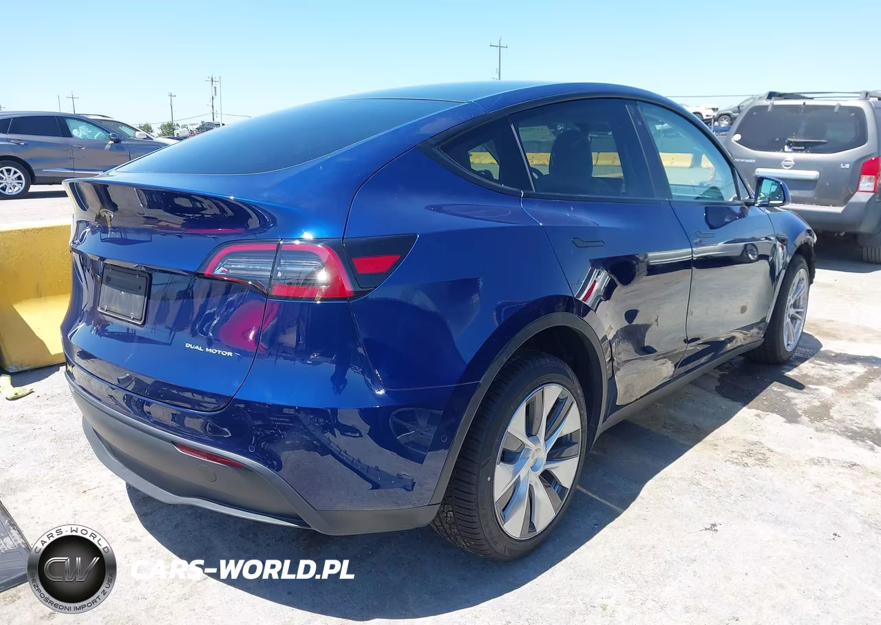 2022 Tesla Model Y Long Range Dual Motor All-Wheel Drive VIN:7SAYGDEE9NF348689 - 4