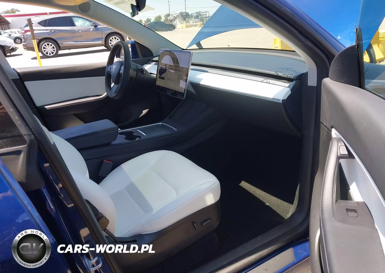 2022 Tesla Model Y Long Range Dual Motor All-Wheel Drive VIN:7SAYGDEE9NF348689 - 5