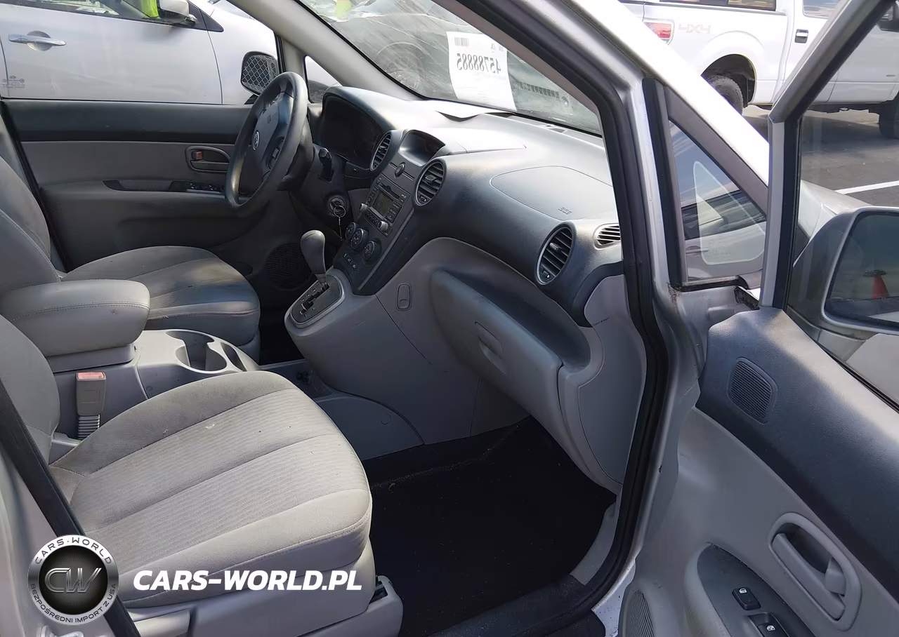 2009 Kia Rondo Lx VIN:KNAFG528897261027 - 5
