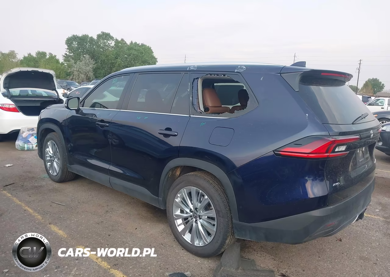 2026 Toyota Grand Highlander Platinum VIN:5TDAAAB5XTS122298 - 14