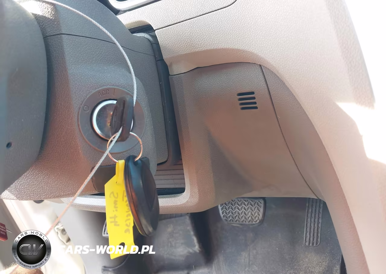 2012 Chevrolet Traverse Ls VIN:1GNKREED1CJ289399 - 11