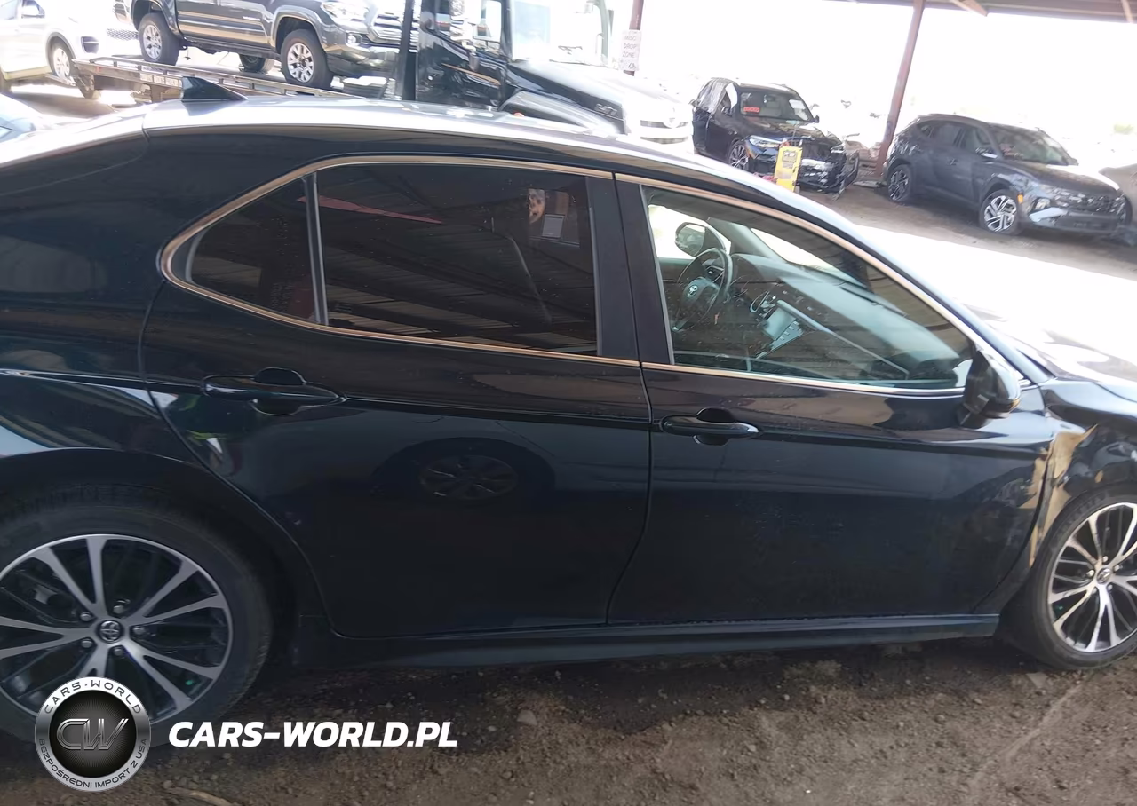 2020 Toyota Camry Se VIN:4T1G11AK6LU870068 - 13