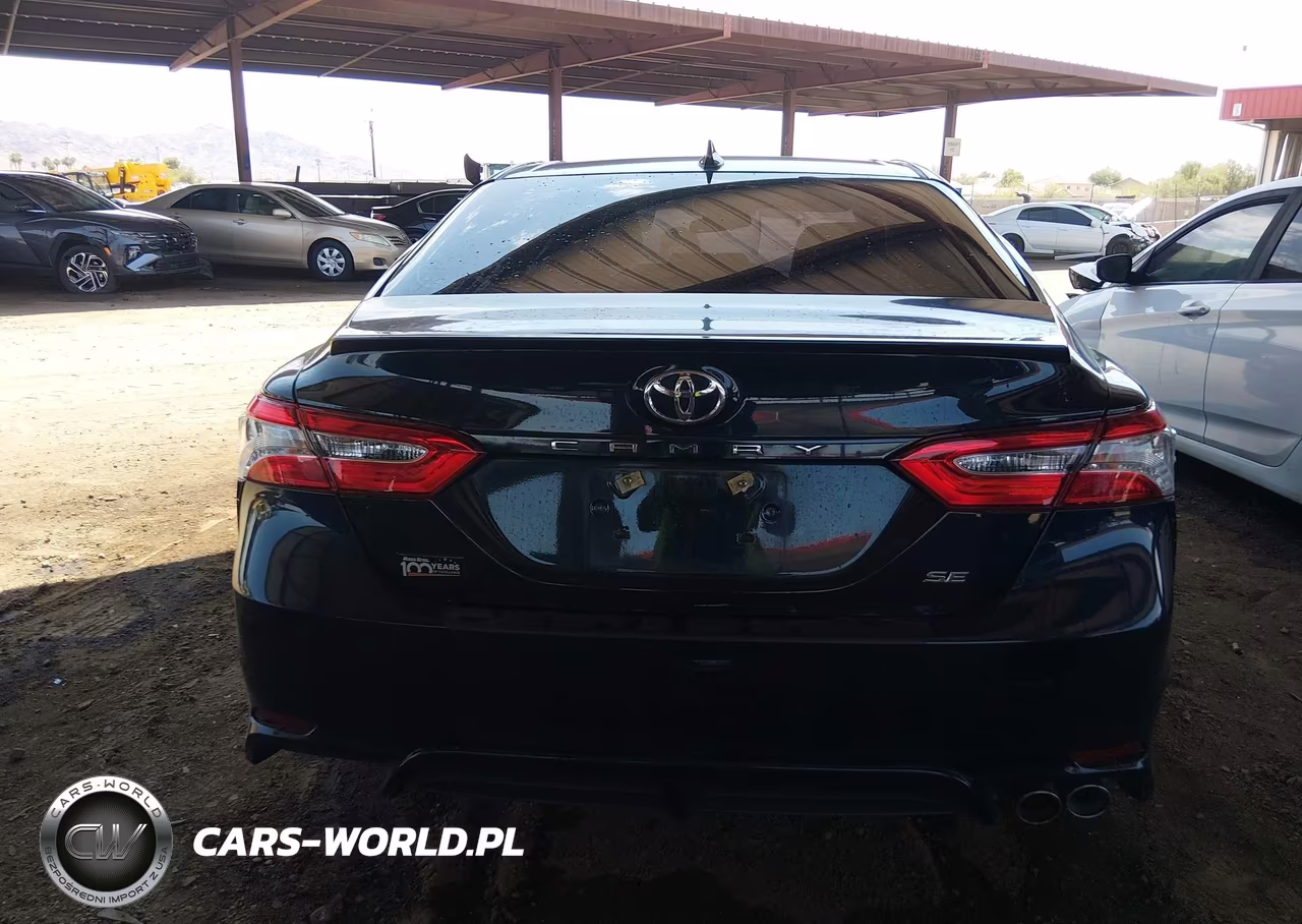 2020 Toyota Camry Se VIN:4T1G11AK6LU870068 - 16