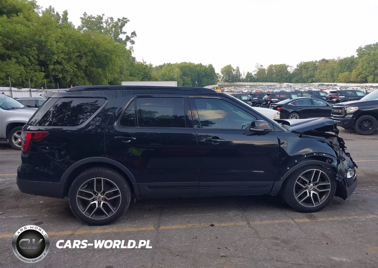 2016 Ford Explorer Sport VIN:1FM5K8GT9GGC53166 - 13