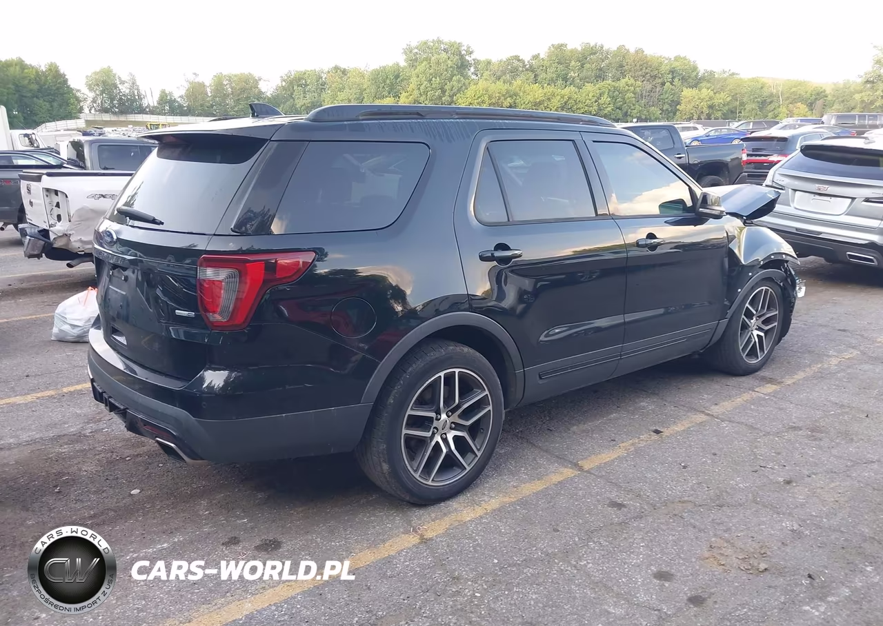 2016 Ford Explorer Sport VIN:1FM5K8GT9GGC53166 - 4