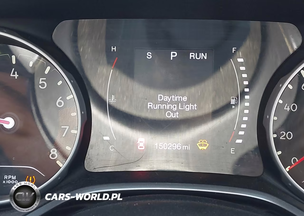 2018 Jeep Compass Latitude 4X4 VIN:3C4NJDBB7JT114042 - 15