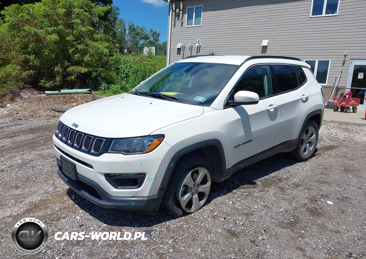 2018 Jeep Compass Latitude 4X4 VIN:3C4NJDBB7JT114042 - 2
