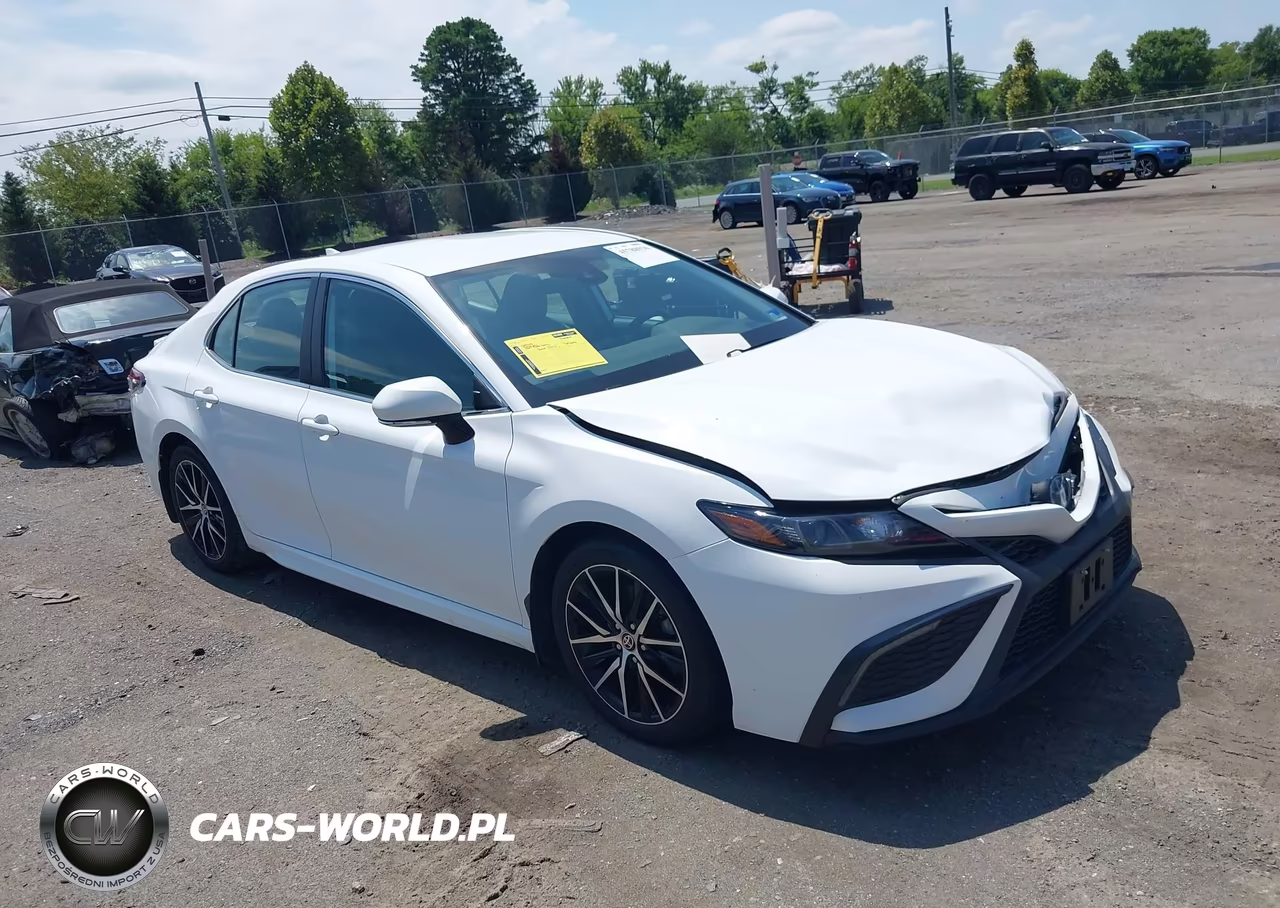 2023 Toyota Camry Se Hybrid – zdjęcie 1 z 17