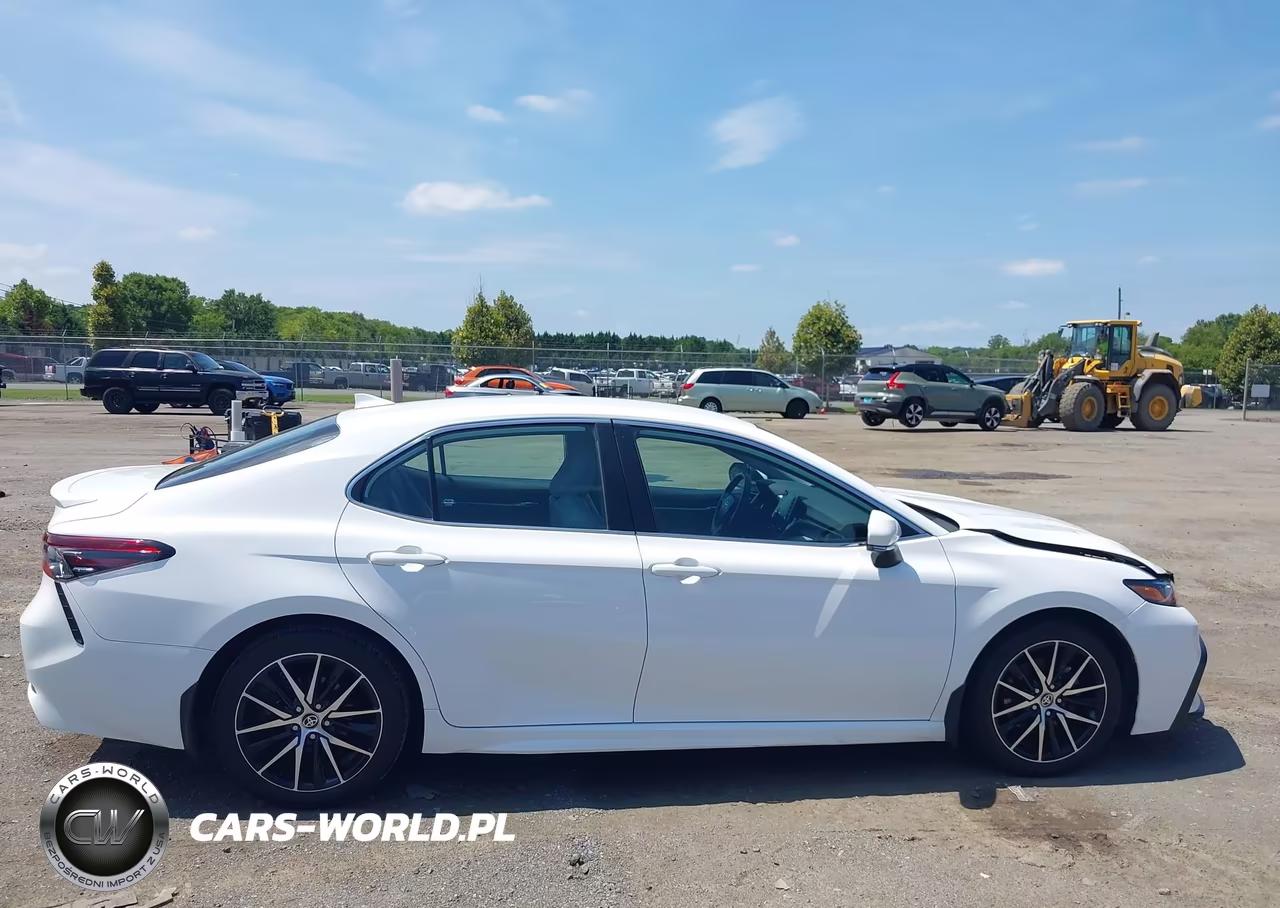 2023 Toyota Camry Se Hybrid VIN:4T1G31AKXPU616427 - 14