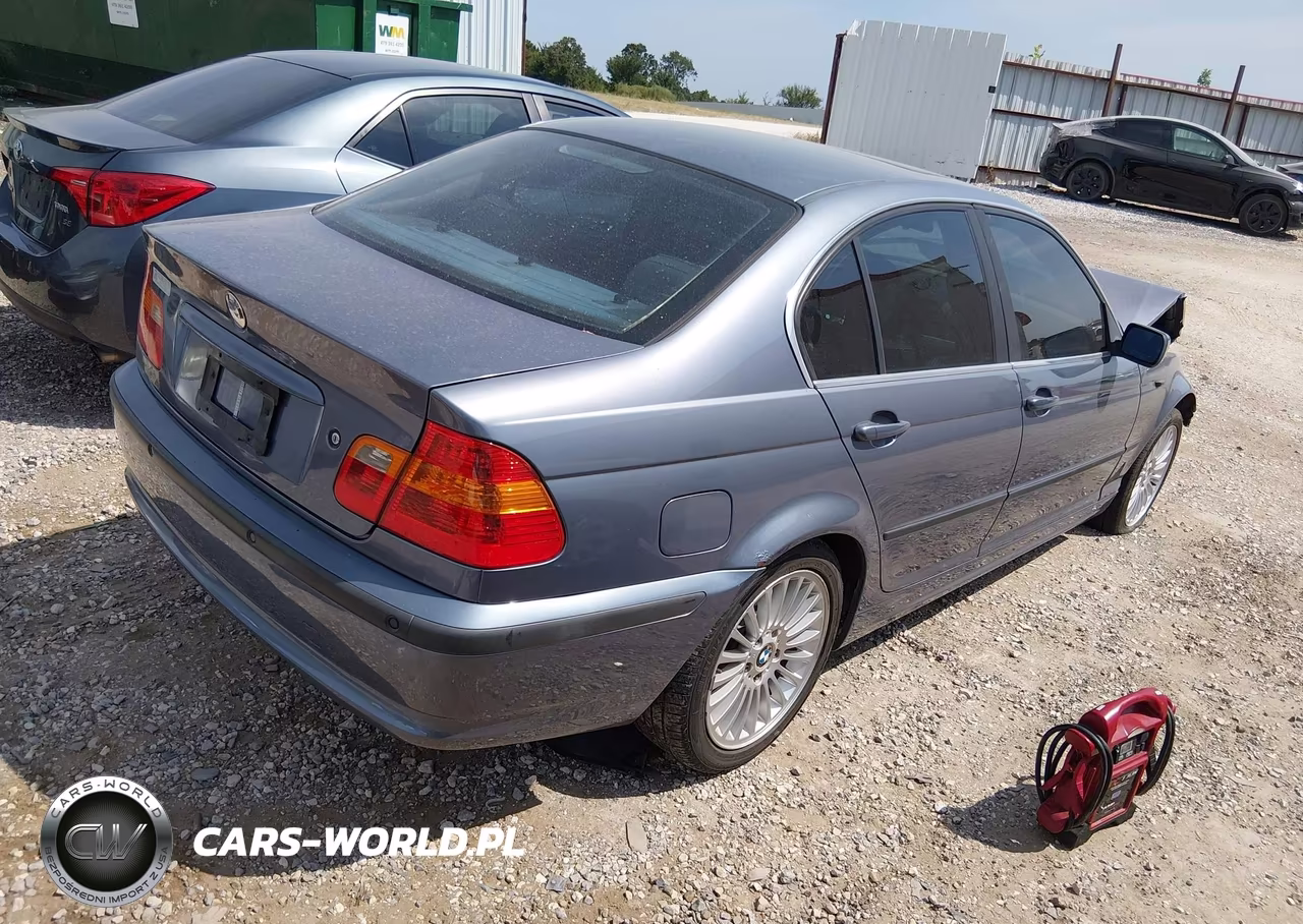 2002 BMW 330Xi VIN:WBAEW53482PG16958 - 4