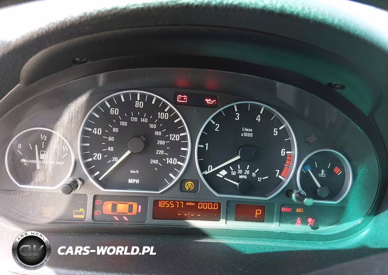 2002 BMW 330Xi VIN:WBAEW53482PG16958 - 7