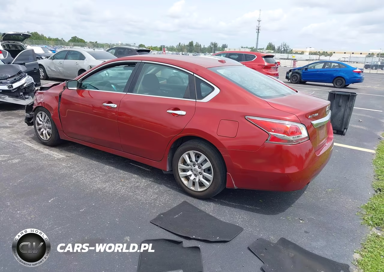 2015 Nissan Altima 2.5 S VIN:1N4AL3AP0FC103828 - 3