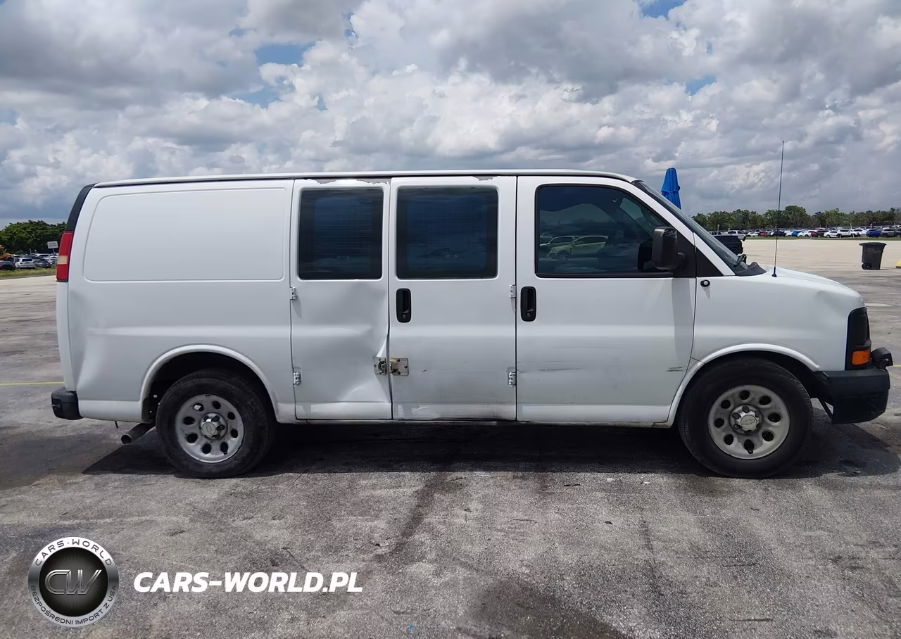 2014 Chevrolet Express 1500 Work Van VIN:1GCSGAFXXE1143084 - 13