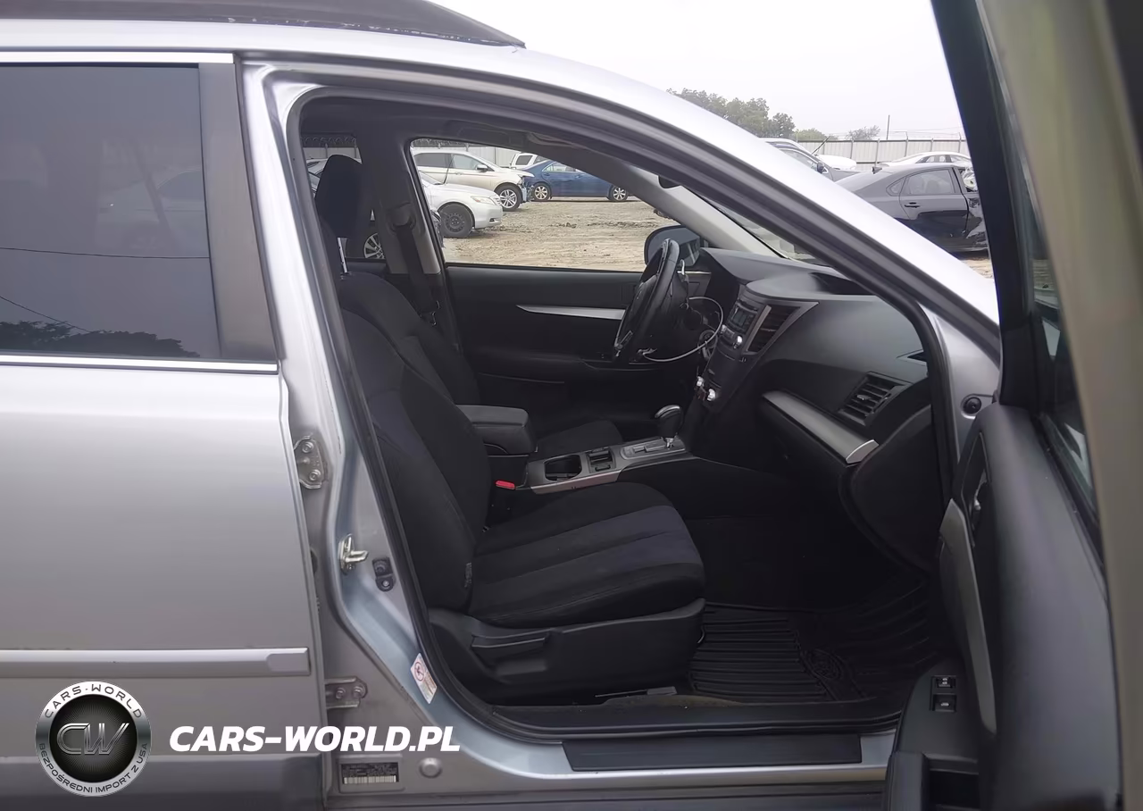 2013 Subaru Outback 2.5I Premium VIN:4S4BRCGC1D3252551 - 5