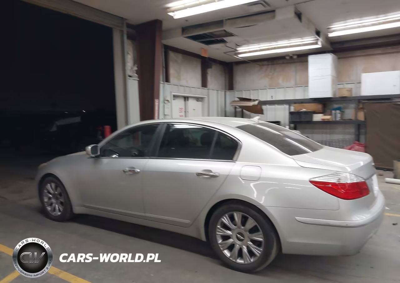 2011 Hyundai Genesis 3.8 VIN:KMHGC4DE2BU117685 - 14