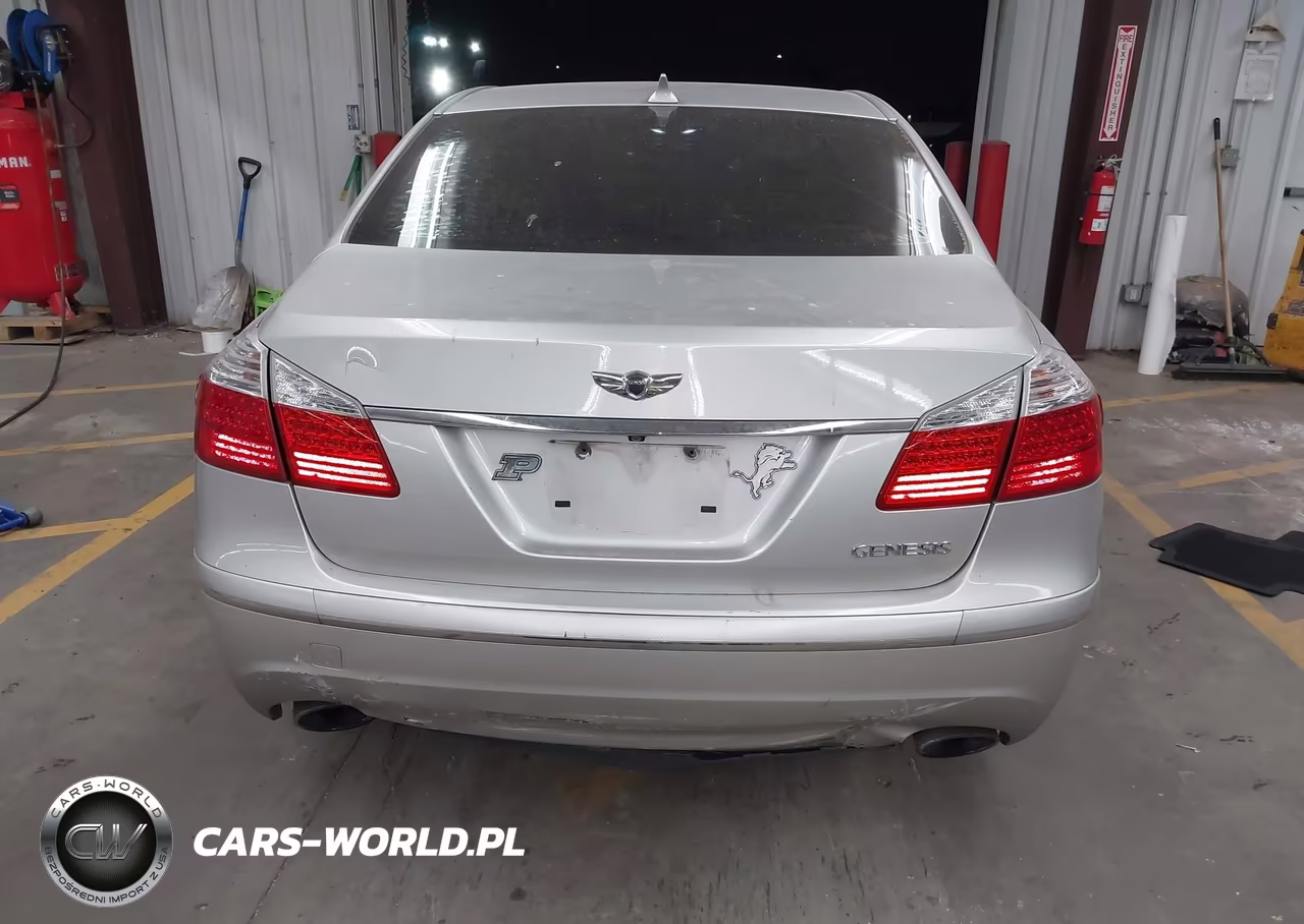 2011 Hyundai Genesis 3.8 VIN:KMHGC4DE2BU117685 - 16