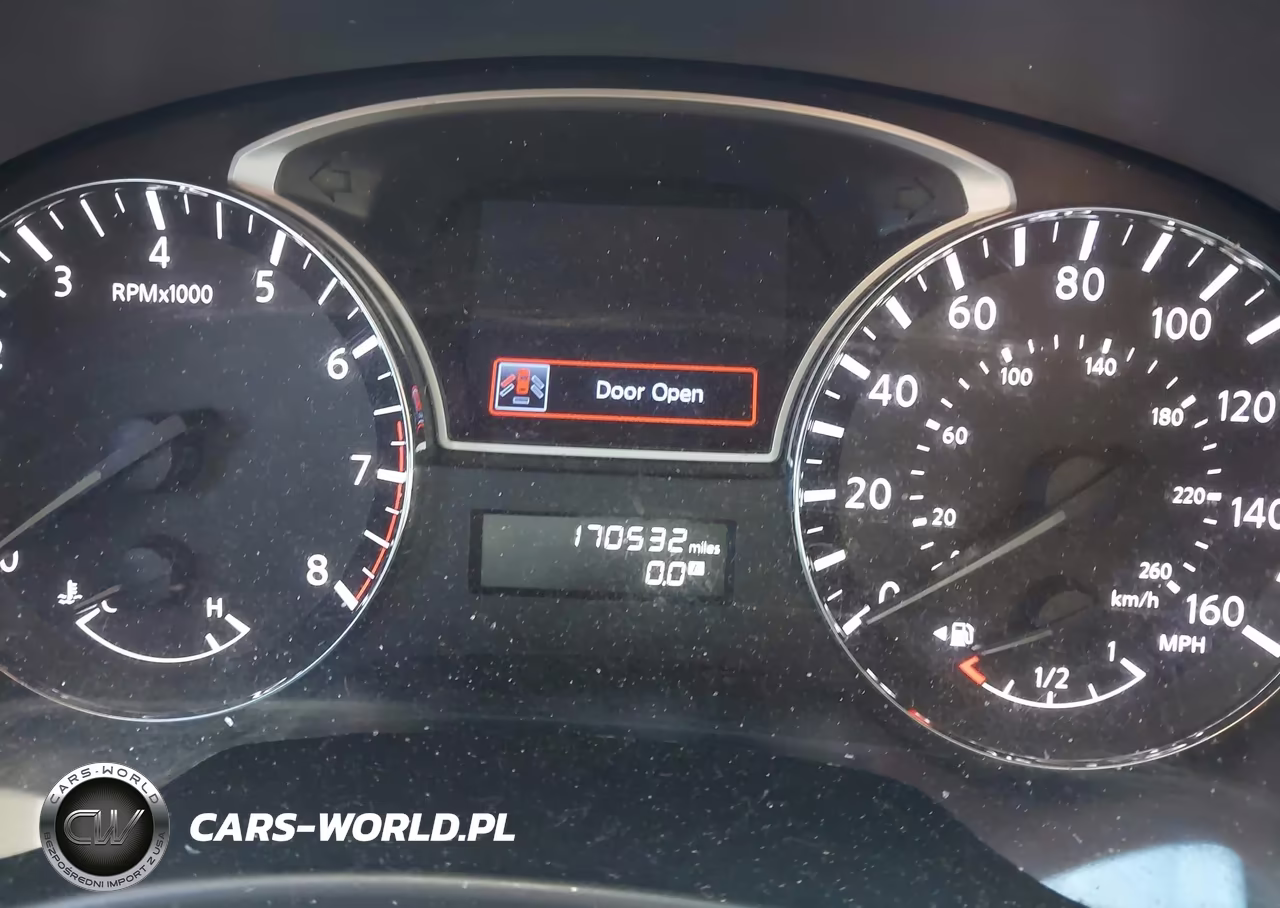 2014 Nissan Pathfinder S VIN:5N1AR2MNXEC615328 - 7