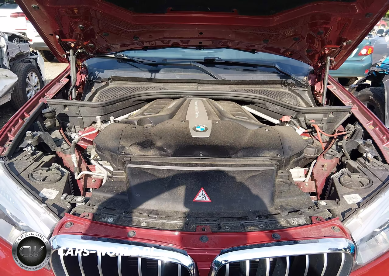 2018 BMW X6 VIN:5UXKU6C53J0Z66608 - 10