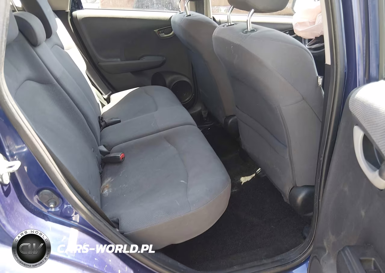 2012 Honda Fit VIN:JHMGE8H35CC004947 - 8