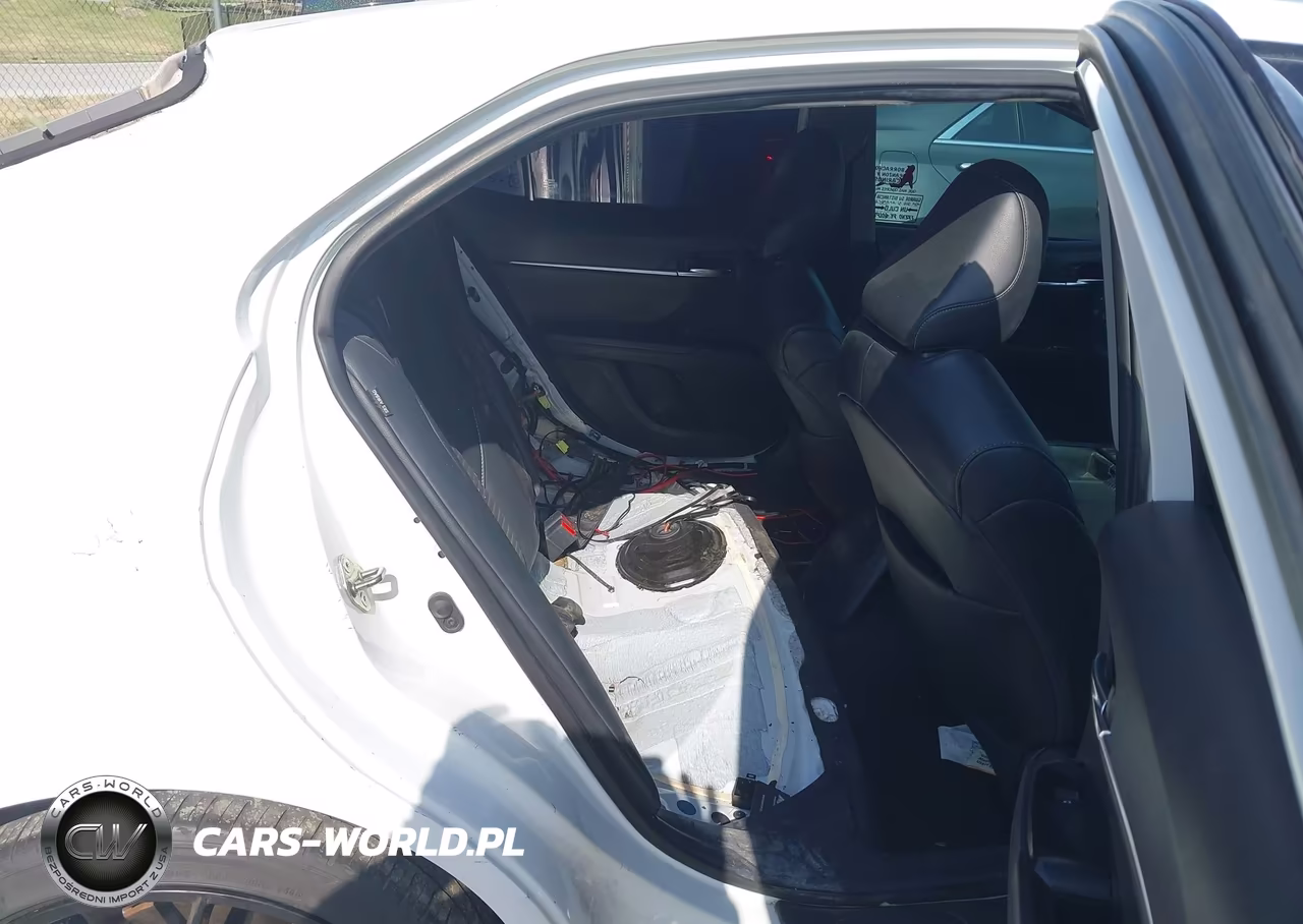 2020 Toyota Camry Se VIN:4T1G11AK6LU935081 - 8