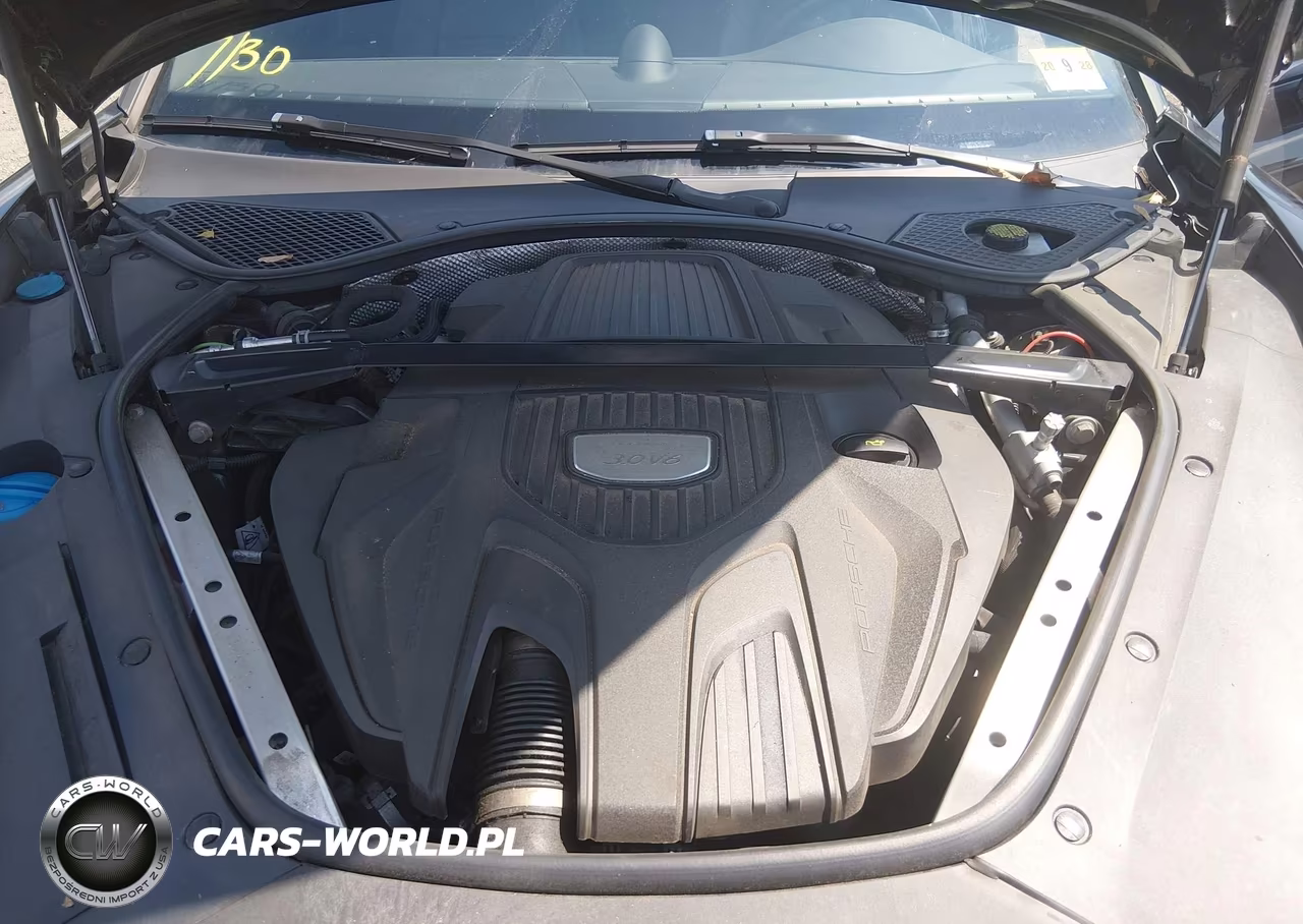 2017 Porsche Panamera 4 VIN:WP0AA2A72HL100653 - 10