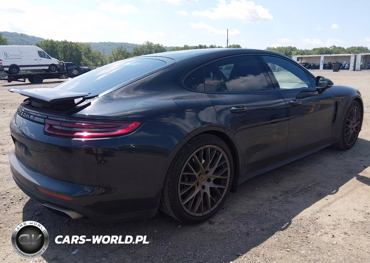 2017 Porsche Panamera 4 VIN:WP0AA2A72HL100653 - 4