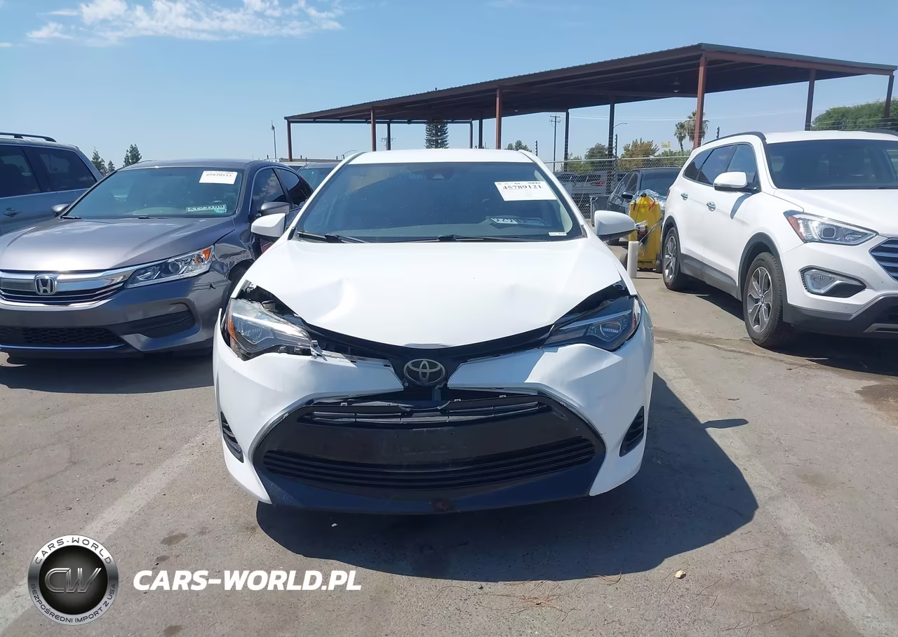 2019 Toyota Corolla Le VIN:5YFBURHEXKP875032 - 12