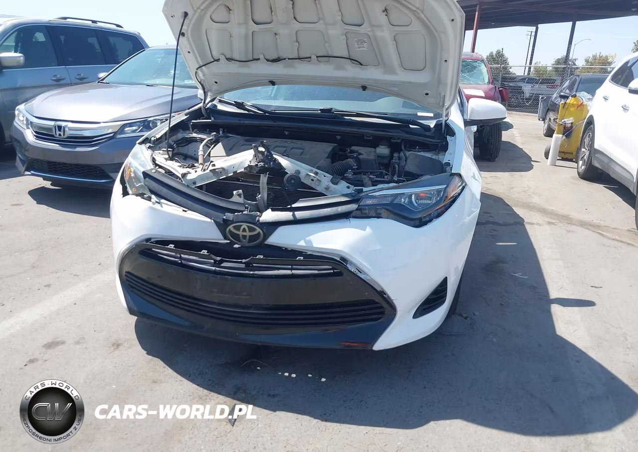 2019 Toyota Corolla Le VIN:5YFBURHEXKP875032 - 6
