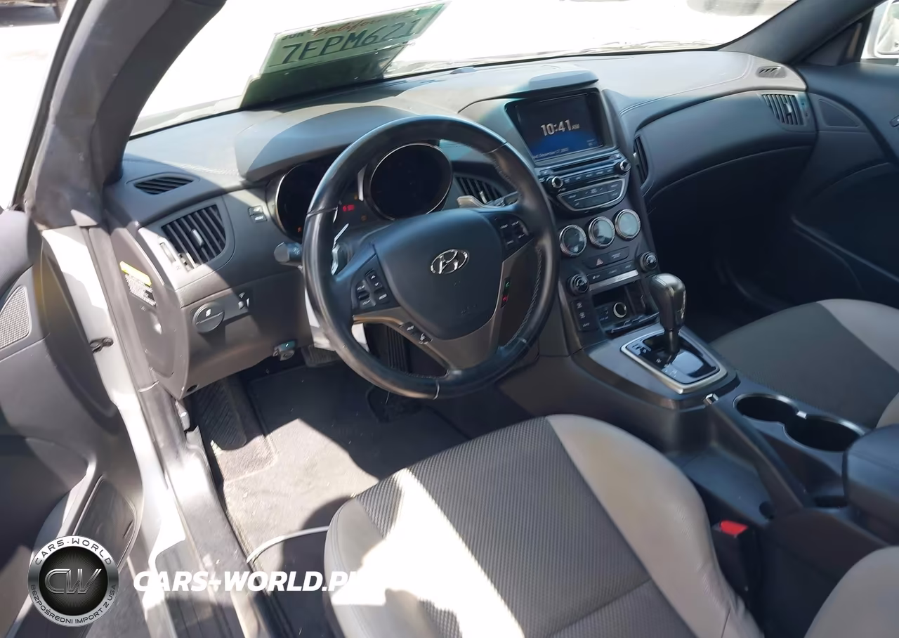 2014 Hyundai Genesis 2.0T Premium VIN:KMHHT6KD9EU115656 - 16