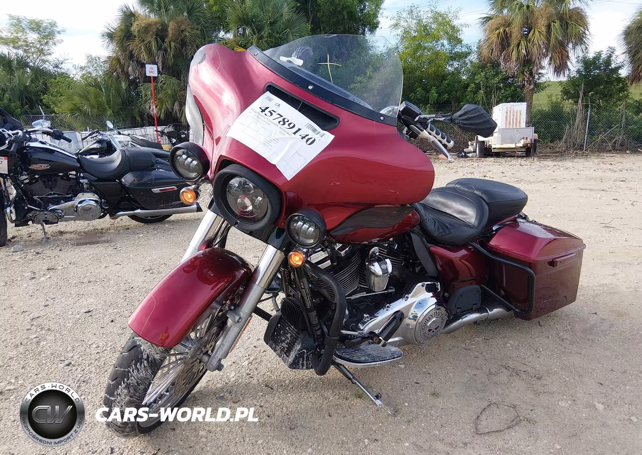 2017 Harley-Davidson Flhx Street Glide VIN:1HD1KBC15HB625152 - 2