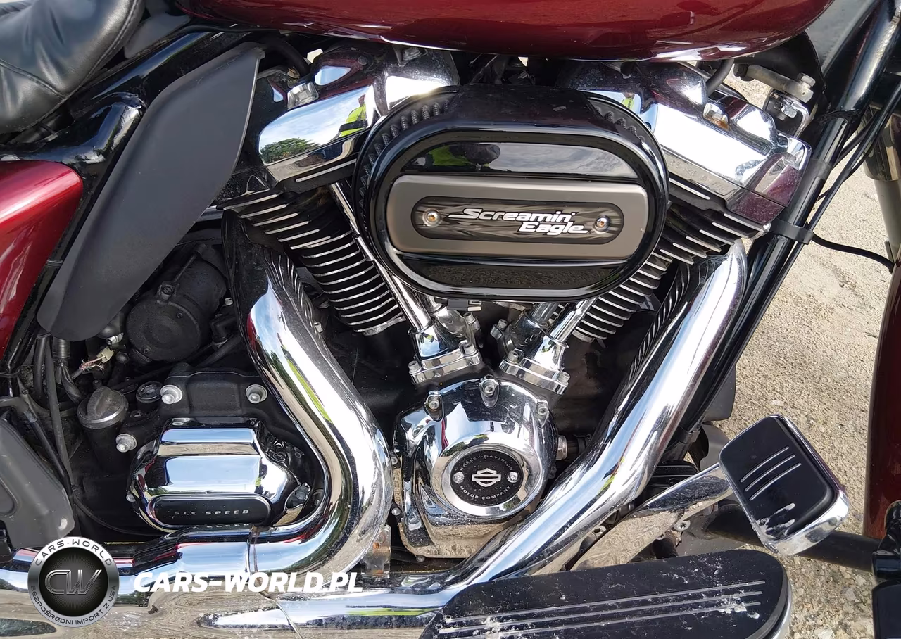 2017 Harley-Davidson Flhx Street Glide VIN:1HD1KBC15HB625152 - 8