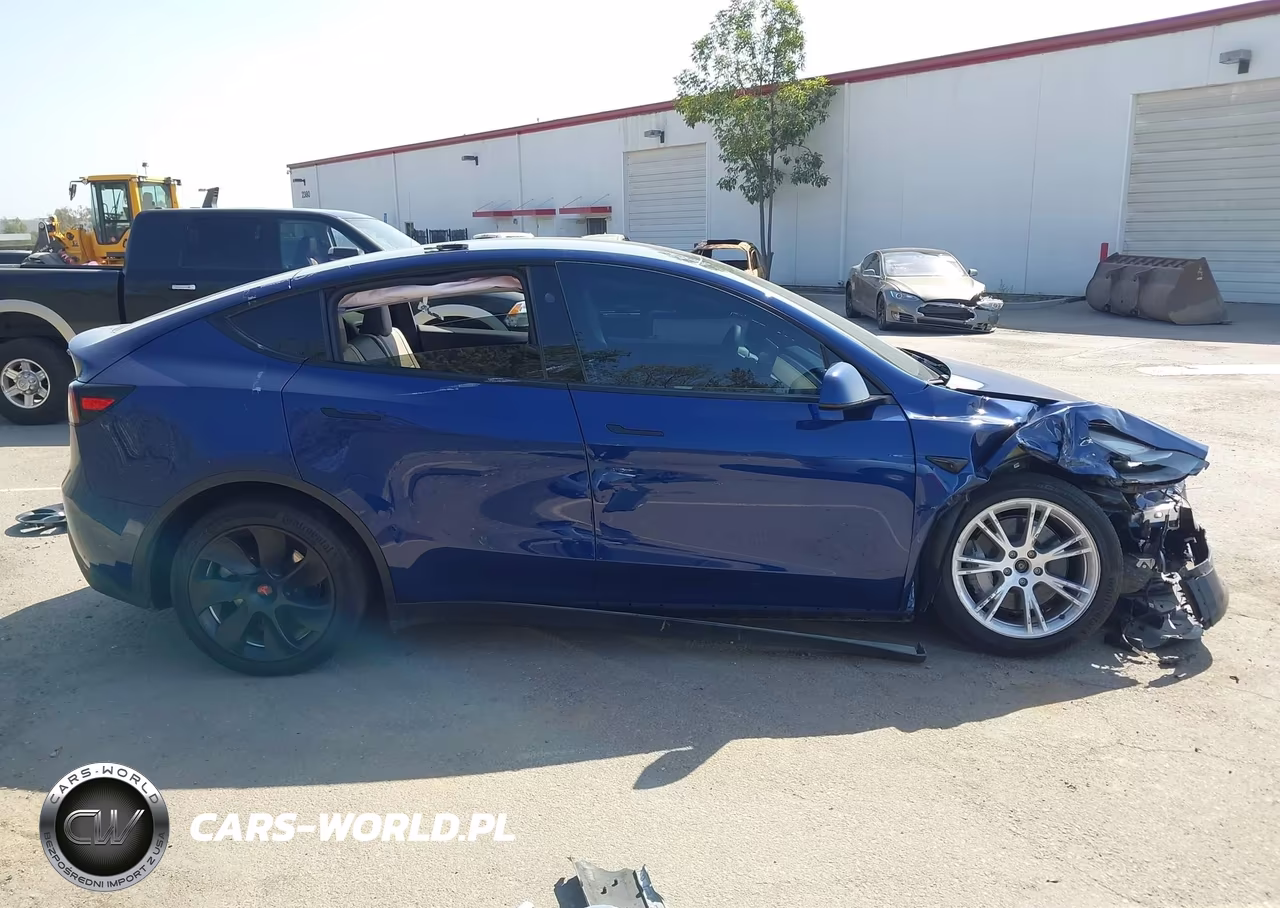 2024 Tesla Model Y Long Range Dual Motor All-Wheel Drive VIN:7SAYGDEE7RF031306 - 14
