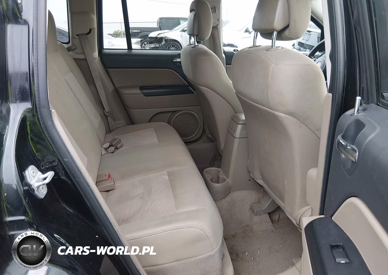 2013 Jeep Compass Sport VIN:1C4NJDBB0DD205096 - 8