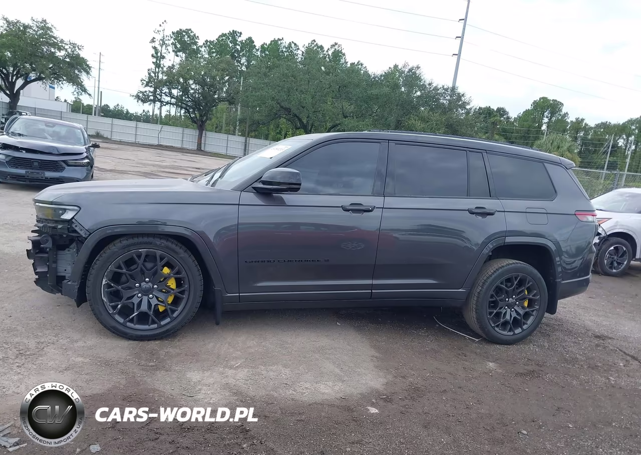 2023 Jeep Grand Cherokee L Summit Reserve 4X4 VIN:1C4RJKET5P8700451 - 14