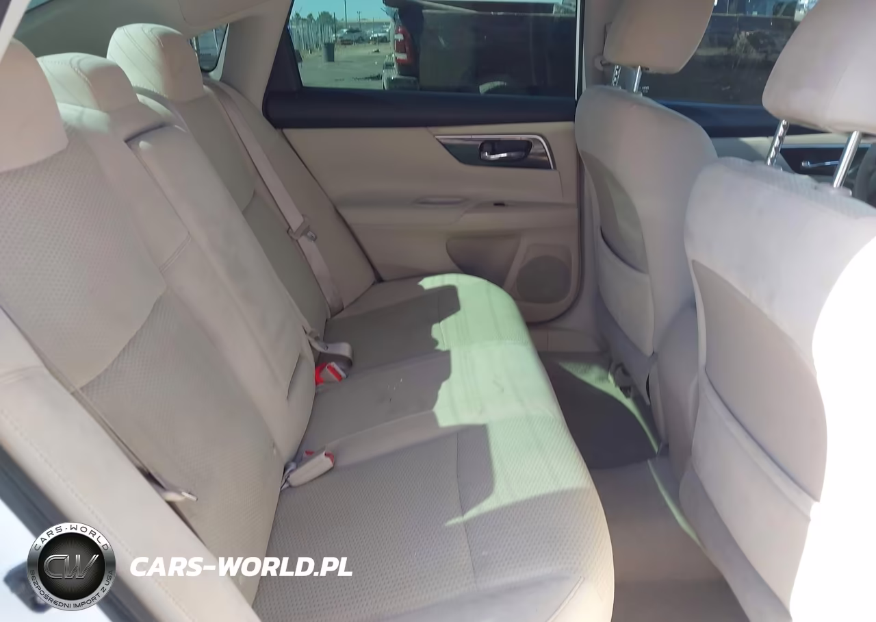 2014 Nissan Altima 2.5 S VIN:1N4AL3AP5EN258877 - 8