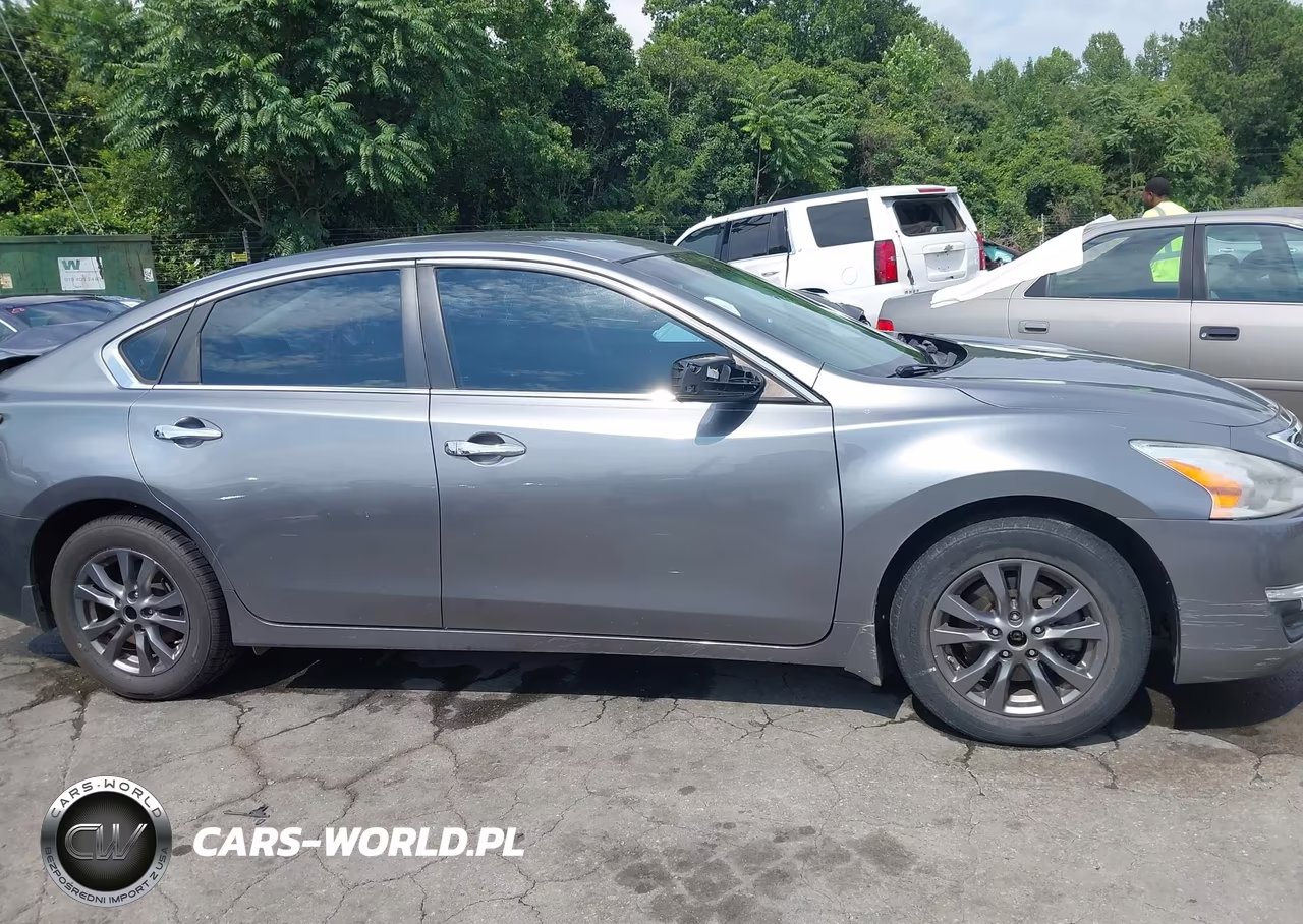 2015 Nissan Altima 2.5 S VIN:1N4AL3AP2FC466423 - 13