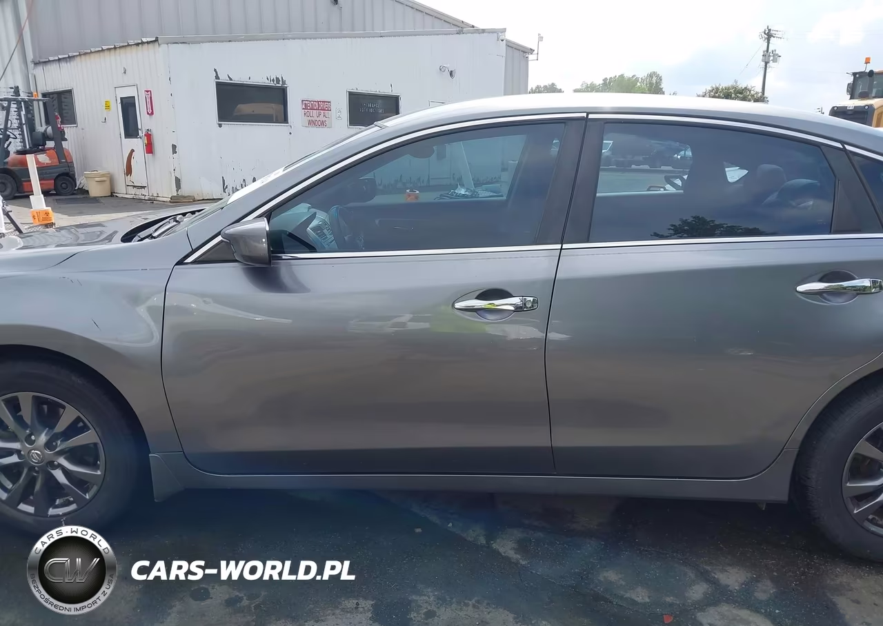 2015 Nissan Altima 2.5 S VIN:1N4AL3AP2FC466423 - 14