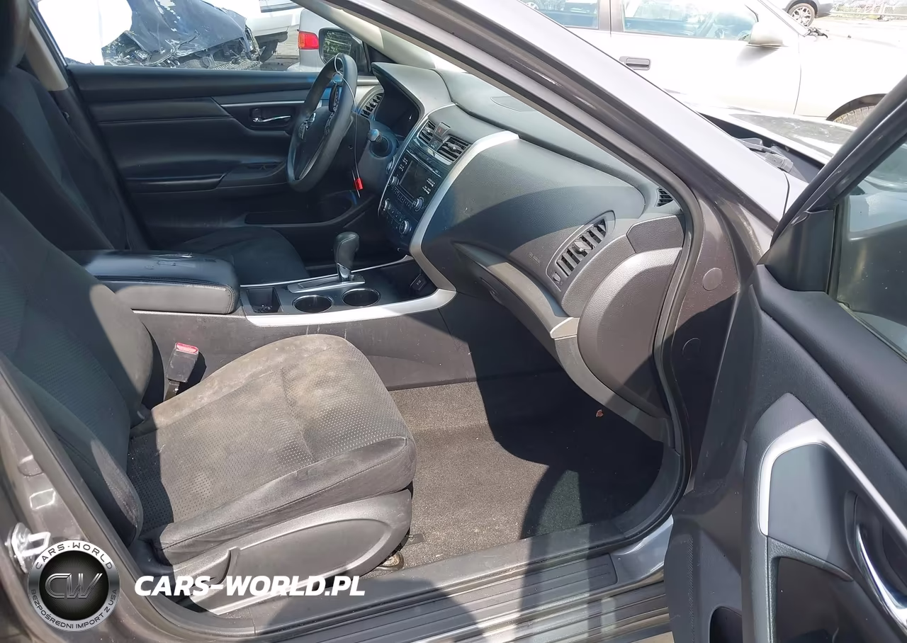 2015 Nissan Altima 2.5 S VIN:1N4AL3AP2FC466423 - 5