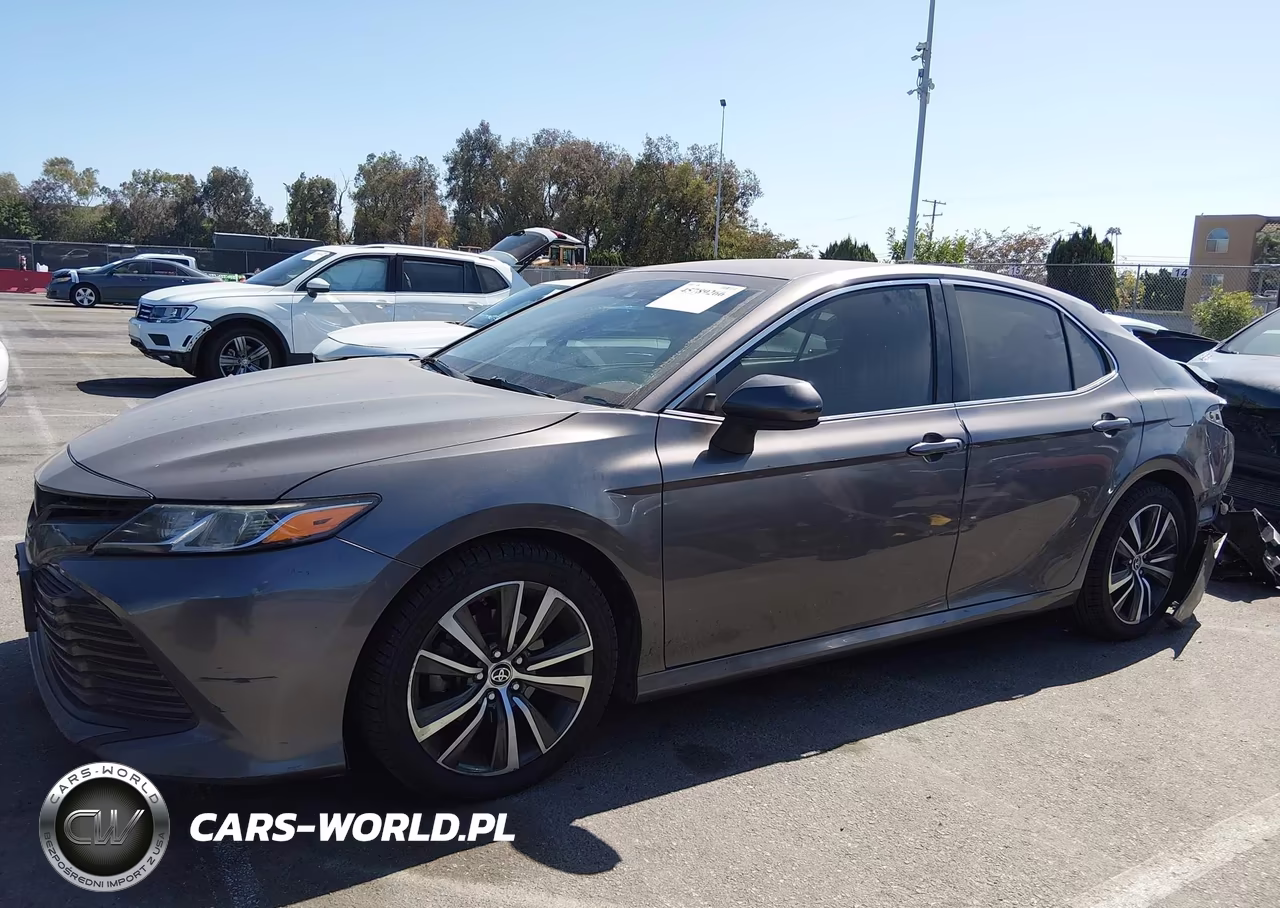 2019 Toyota Camry Le VIN:4T1B11HK8KU200715 - 15